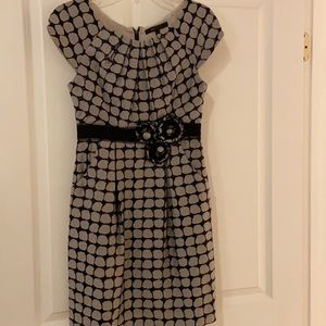 BCBG black and grey cocktail sheath dress, size 2